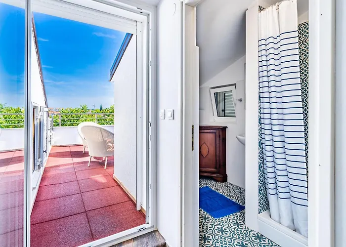 Gorgeous In With Wifi